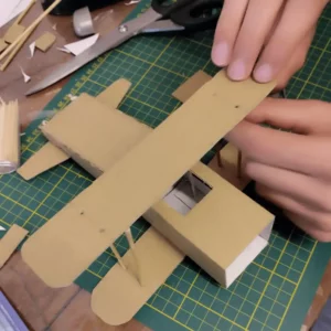 maquette biplan