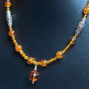 Collier en ambre et argent