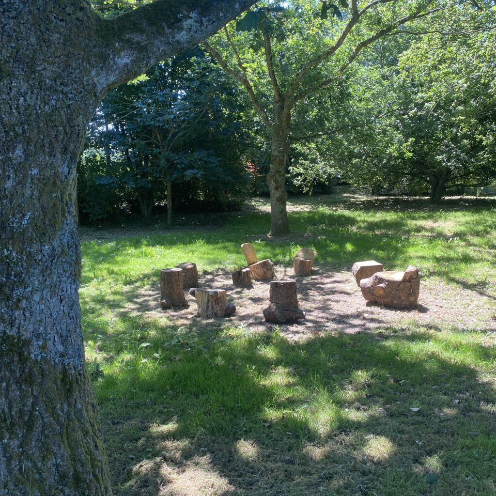 dessiner au jardin Le cercle des lutins