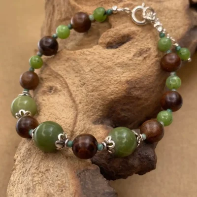 bracelet jade et bois